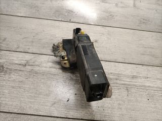 bontott MITSUBISHI CARISMA Jobb első Ajtózár