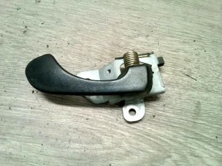 bontott MITSUBISHI CARISMA Jobb első Belső Kilincs