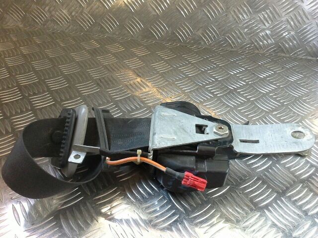 bontott MITSUBISHI CARISMA Jobb első Biztonsági Öv