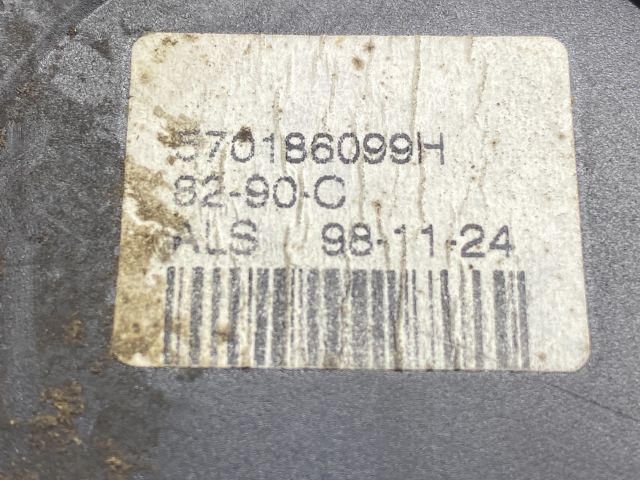 bontott MITSUBISHI CARISMA Jobb első Biztonsági Öv