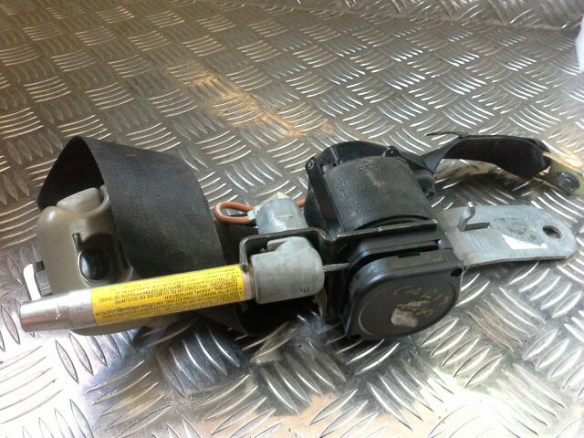 bontott MITSUBISHI CARISMA Jobb első Biztonsági Öv