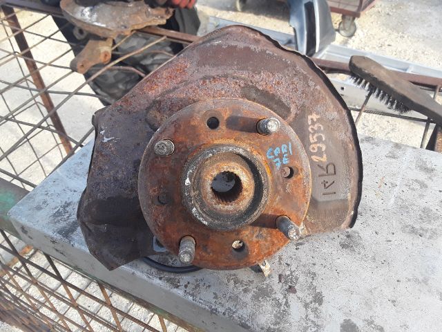 bontott MITSUBISHI CARISMA Jobb első Csonkállvány Kerékaggyal