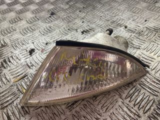 bontott MITSUBISHI CARISMA Jobb első Irányjelző