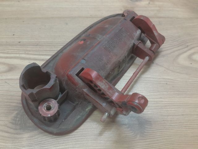 bontott MITSUBISHI CARISMA Jobb első Külső Kilincs