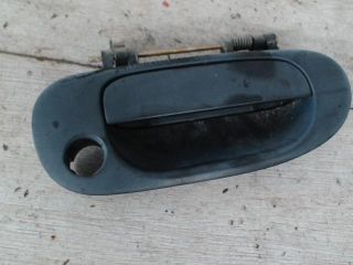 bontott MITSUBISHI CARISMA Jobb első Külső Kilincs