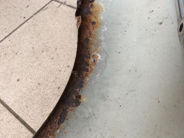 bontott MITSUBISHI CARISMA Jobb első Sárvédő