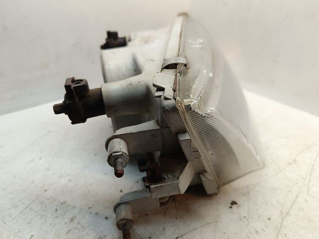 bontott MITSUBISHI CARISMA Jobb Fényszóró