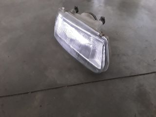 bontott MITSUBISHI CARISMA Jobb Fényszóró
