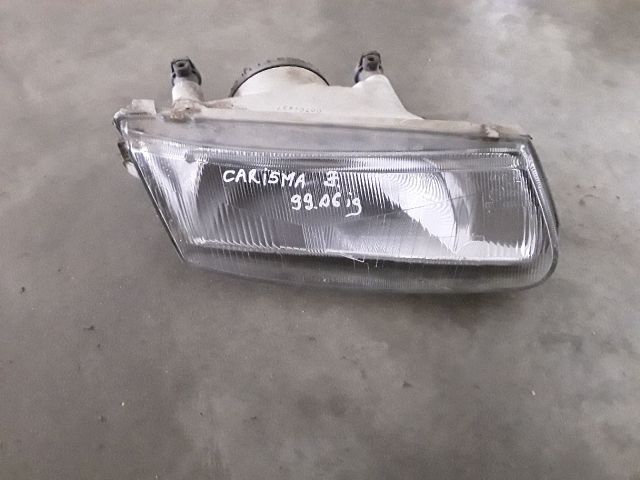 bontott MITSUBISHI CARISMA Jobb Fényszóró