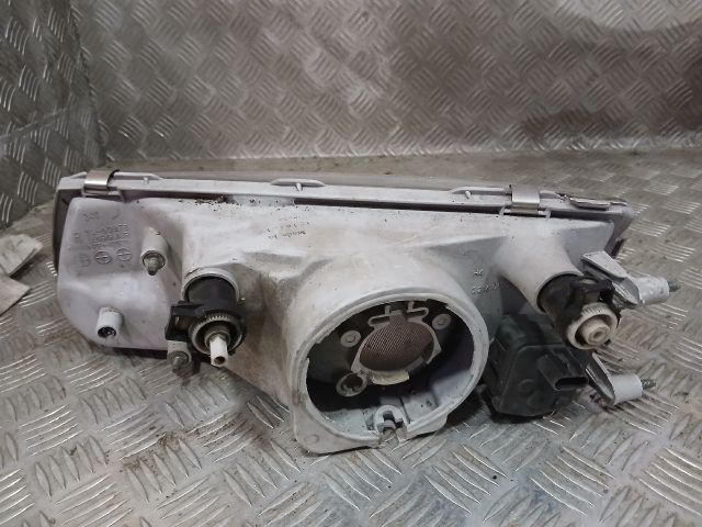 bontott MITSUBISHI CARISMA Jobb Fényszóró