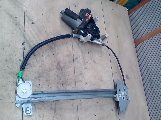 bontott MITSUBISHI CARISMA Jobb hátsó Ablakemelő Szerkezet (Elektromos)