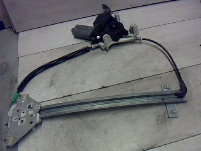 bontott MITSUBISHI CARISMA Jobb hátsó Ablakemelő Szerkezet (Elektromos)