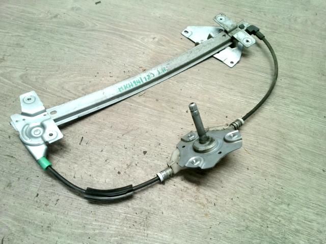 bontott MITSUBISHI CARISMA Jobb hátsó Ablakemelő Szerkezet (Mechanikus)