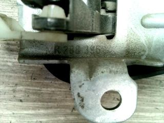 bontott MITSUBISHI CARISMA Jobb hátsó Belső Kilincs