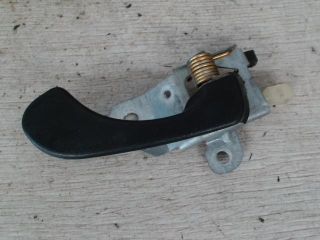 bontott MITSUBISHI CARISMA Jobb hátsó Belső Kilincs