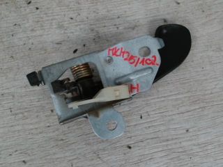 bontott MITSUBISHI CARISMA Jobb hátsó Belső Kilincs