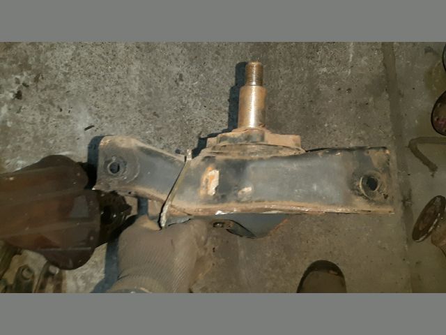 bontott MITSUBISHI CARISMA Jobb hátsó Hosszlengőkar