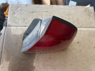 bontott MITSUBISHI CARISMA Jobb Hátsó Lámpa