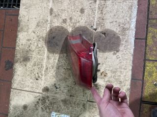 bontott MITSUBISHI CARISMA Jobb Külső Hátsó Lámpa