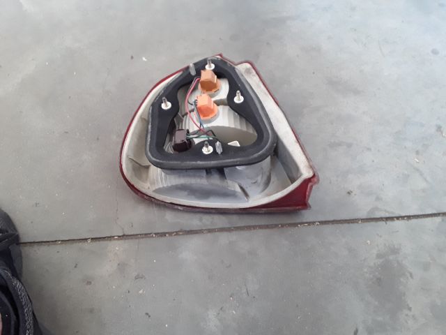 bontott MITSUBISHI CARISMA Jobb Külső Hátsó Lámpa