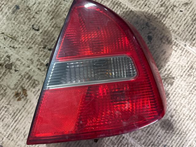 bontott MITSUBISHI CARISMA Jobb Külső Hátsó Lámpa