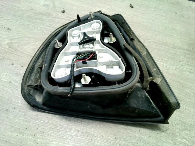 bontott MITSUBISHI CARISMA Jobb Külső Hátsó Lámpa