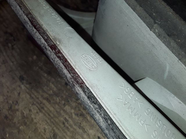 bontott MITSUBISHI CARISMA Jobb Külső Hátsó Lámpa