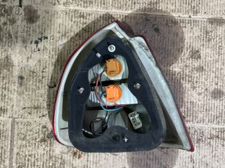 bontott MITSUBISHI CARISMA Jobb Külső Hátsó Lámpa