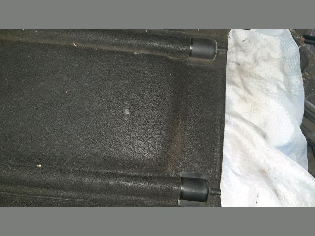 bontott MITSUBISHI CARISMA Kalaptartó