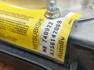 bontott MITSUBISHI CARISMA Kormánylégzsák