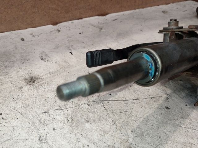 bontott MITSUBISHI CARISMA Kormányoszlop