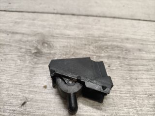 bontott MITSUBISHI CARISMA Központizár Kapcsoló