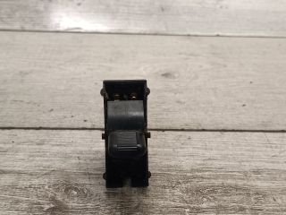 bontott MITSUBISHI CARISMA Központizár Kapcsoló