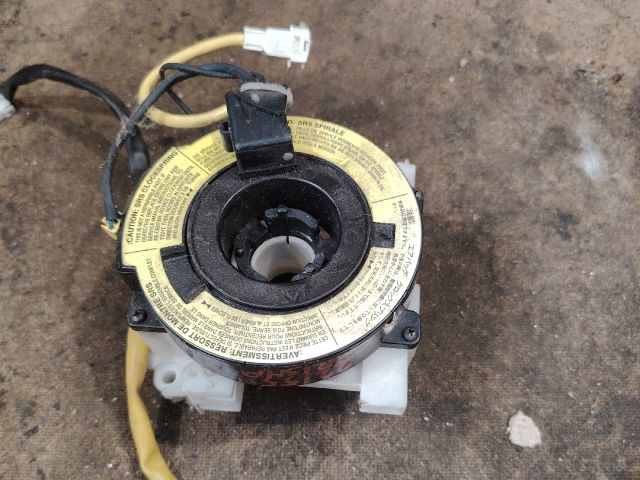 bontott MITSUBISHI CARISMA Légzsák Átvezető Szalagkábel