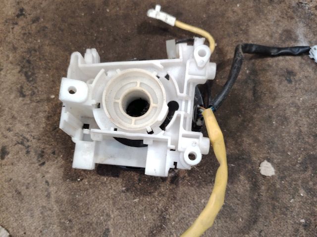 bontott MITSUBISHI CARISMA Légzsák Átvezető Szalagkábel