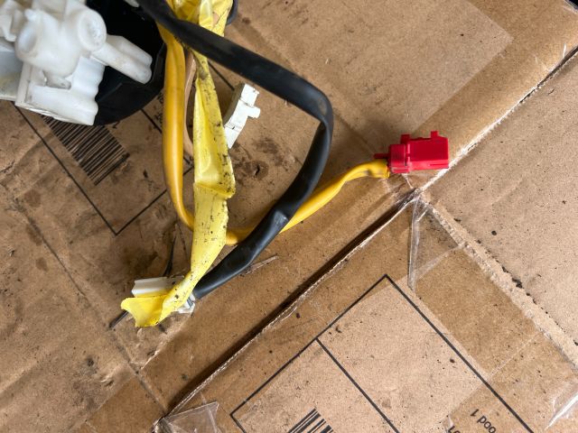 bontott MITSUBISHI CARISMA Légzsák Átvezető Szalagkábel