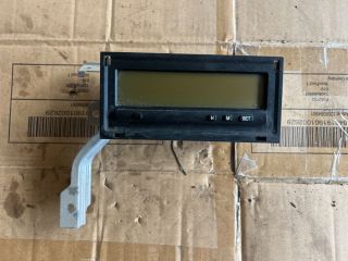 bontott MITSUBISHI CARISMA Multifunkciós Kijelző