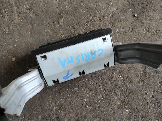 bontott MITSUBISHI CARISMA Multifunkciós Kijelző