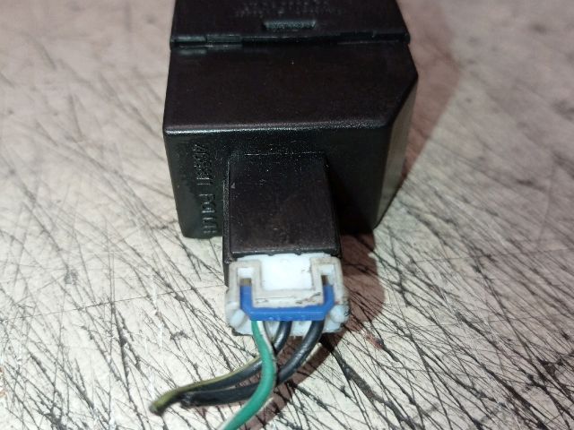 bontott MITSUBISHI CARISMA Műszerfal Fényerő Szabályzó