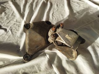 bontott MITSUBISHI CARISMA Tartó Bak