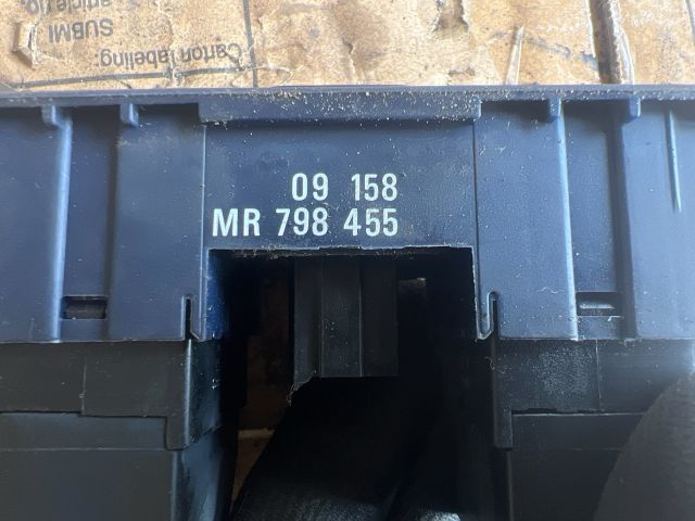 bontott MITSUBISHI CARISMA Tükör Kapcsoló