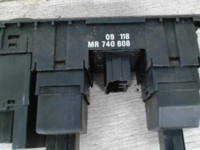 bontott MITSUBISHI CARISMA Tükör Kapcsoló