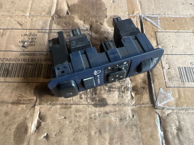 bontott MITSUBISHI CARISMA Tükör Kapcsoló