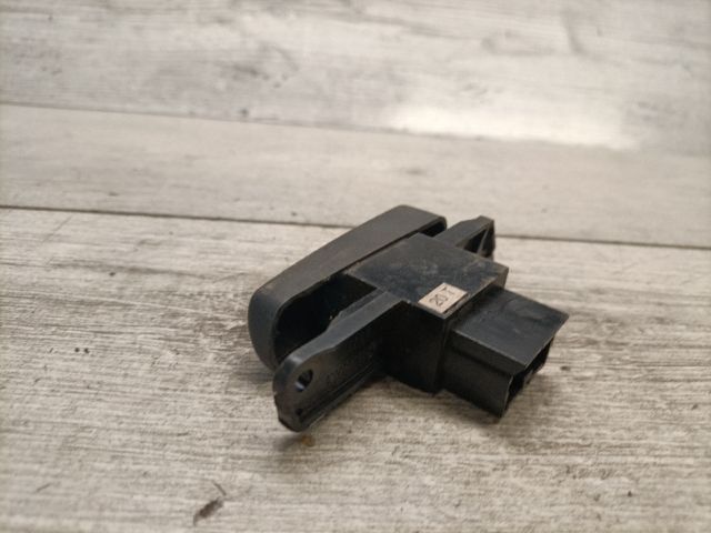 bontott MITSUBISHI CARISMA Vészvillogó Kapcsoló