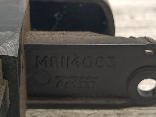 bontott MITSUBISHI CARISMA Vészvillogó Kapcsoló