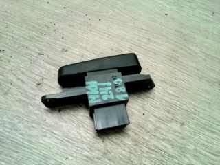 bontott MITSUBISHI CARISMA Vészvillogó Kapcsoló