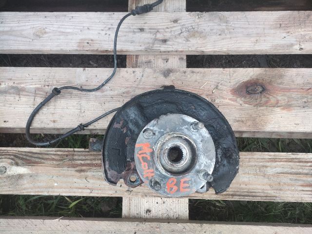 bontott MITSUBISHI COLT Bal első Csonkállvány Kerékaggyal