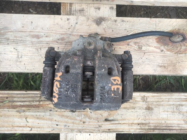 bontott MITSUBISHI COLT Bal első Féknyereg Munkahengerrel