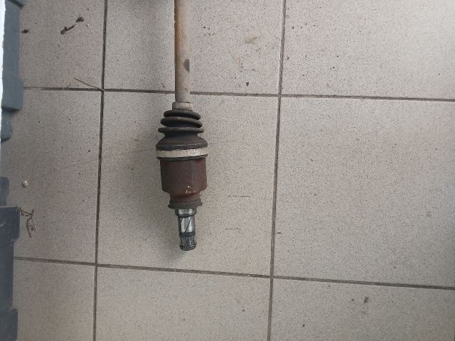 bontott MITSUBISHI COLT Bal Féltengely