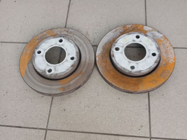 bontott MITSUBISHI COLT Első Pár Féktárcsa